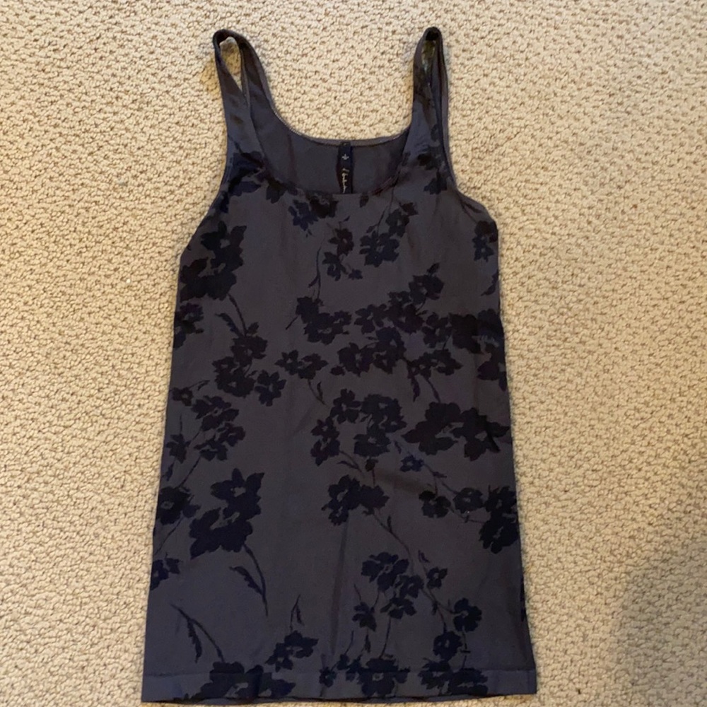 Babaton basic tank top